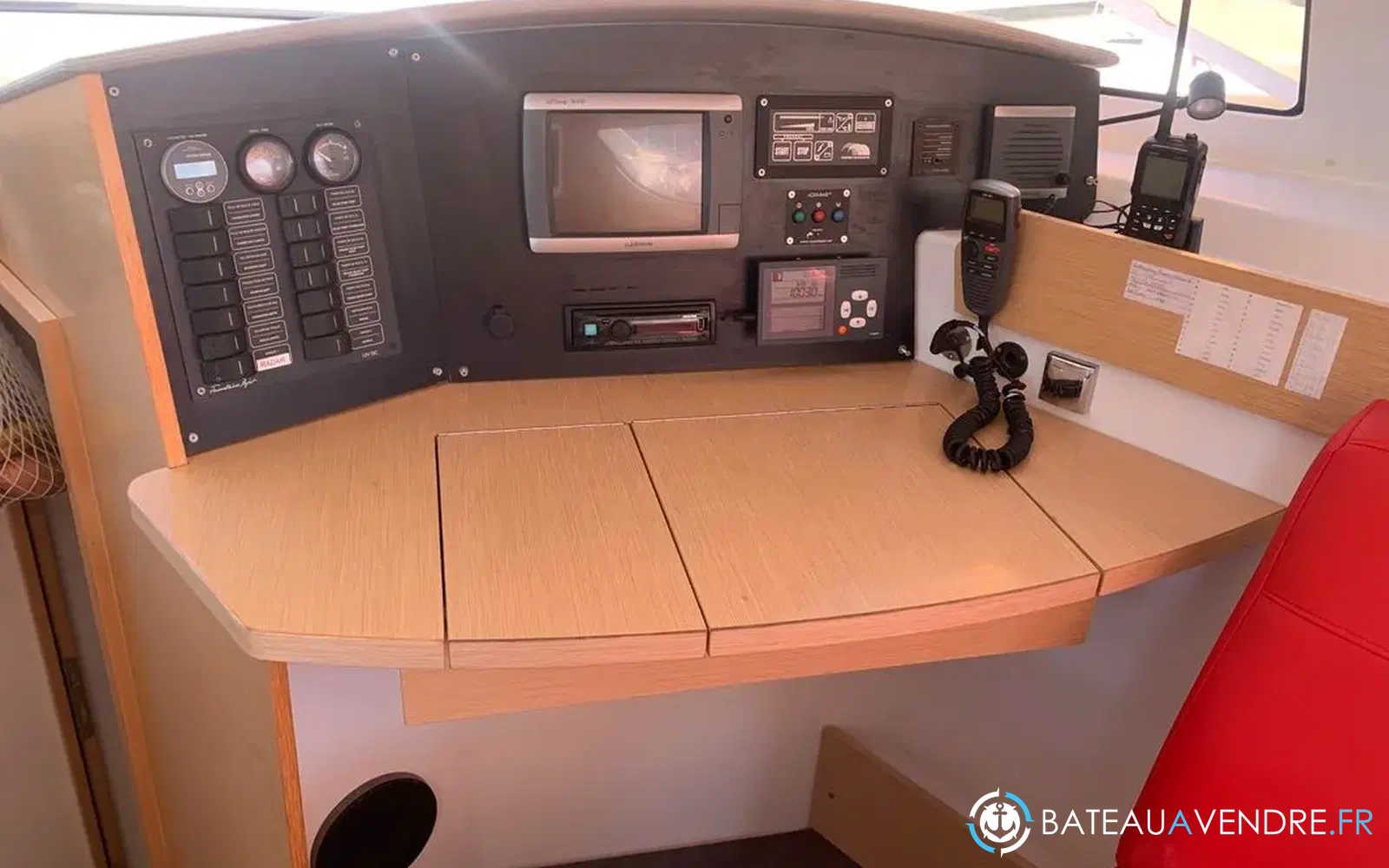 slider 15 Fountaine Pajot Lipari 41