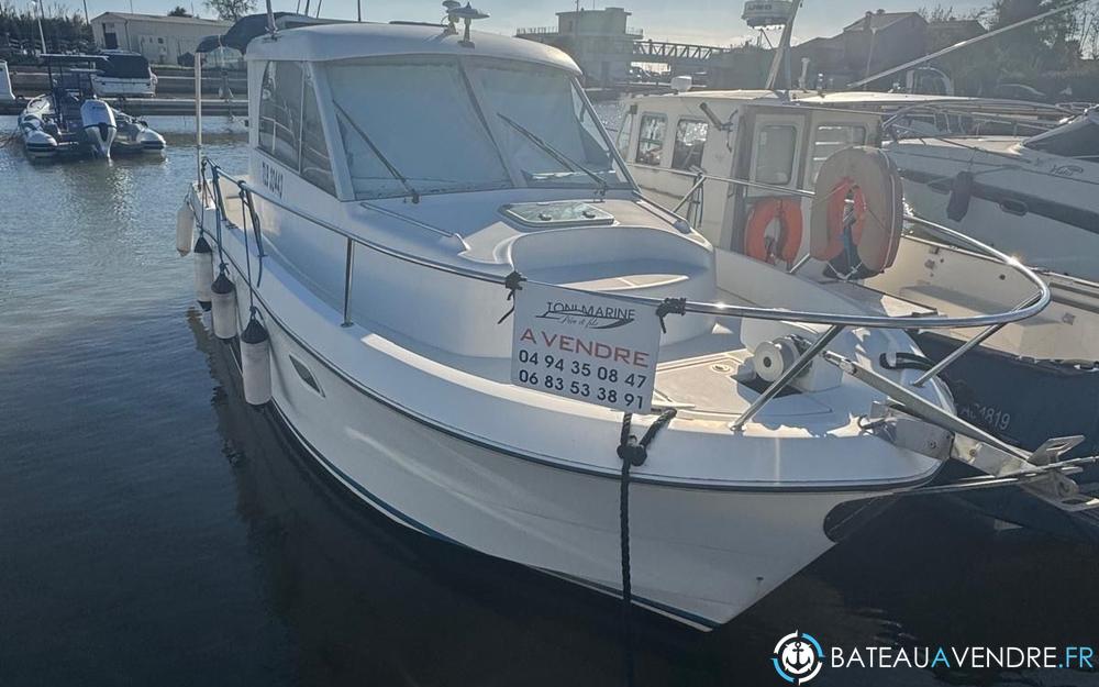 Beneteau Antares 760 photo 2