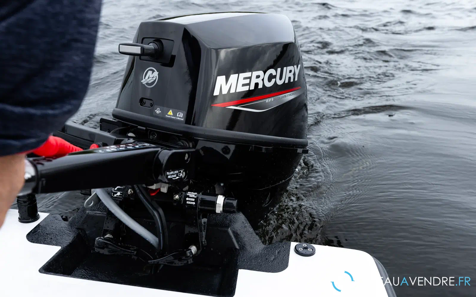 slider 1 Fourstroke 8 CV EFI