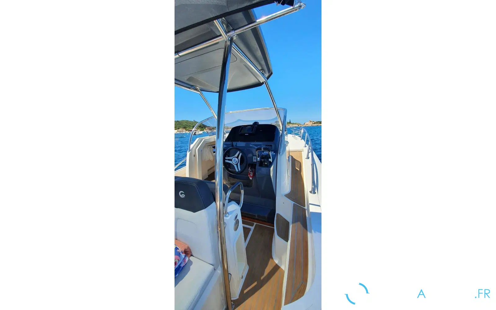 slider 11 Capelli Tempest 900 WA