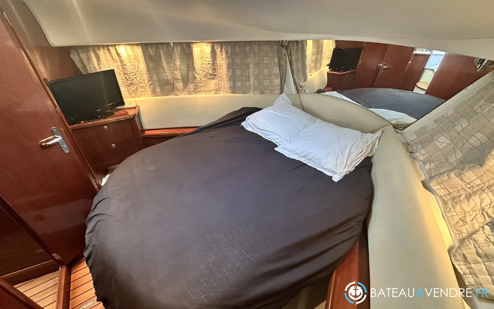 slider 17 Jeanneau Prestige 36