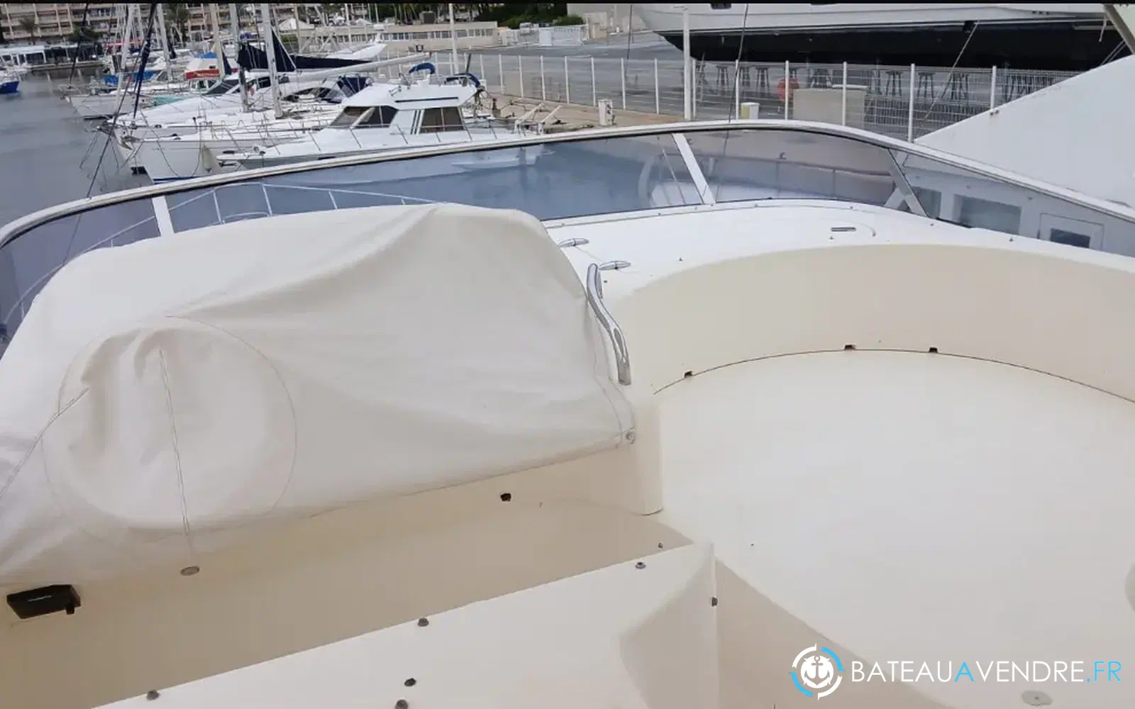 slider 6 Azimut 62 E