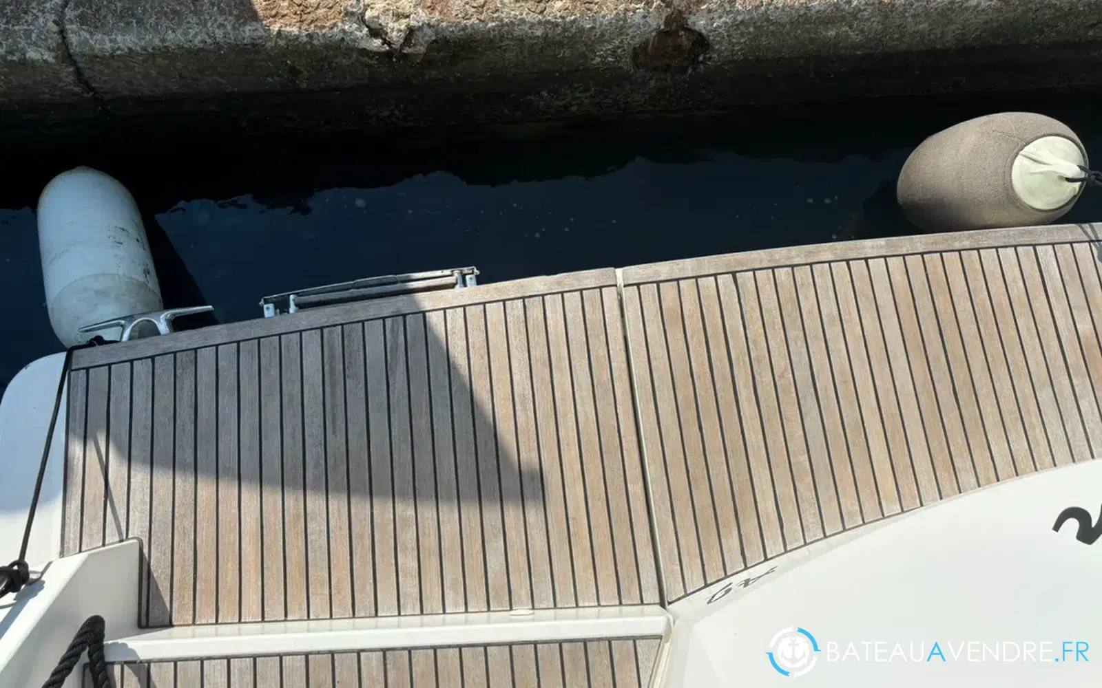 slider 16 Beneteau Monte Carlo 42
