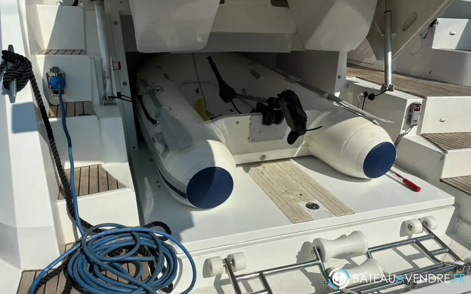 slider 17 Beneteau Monte Carlo 42