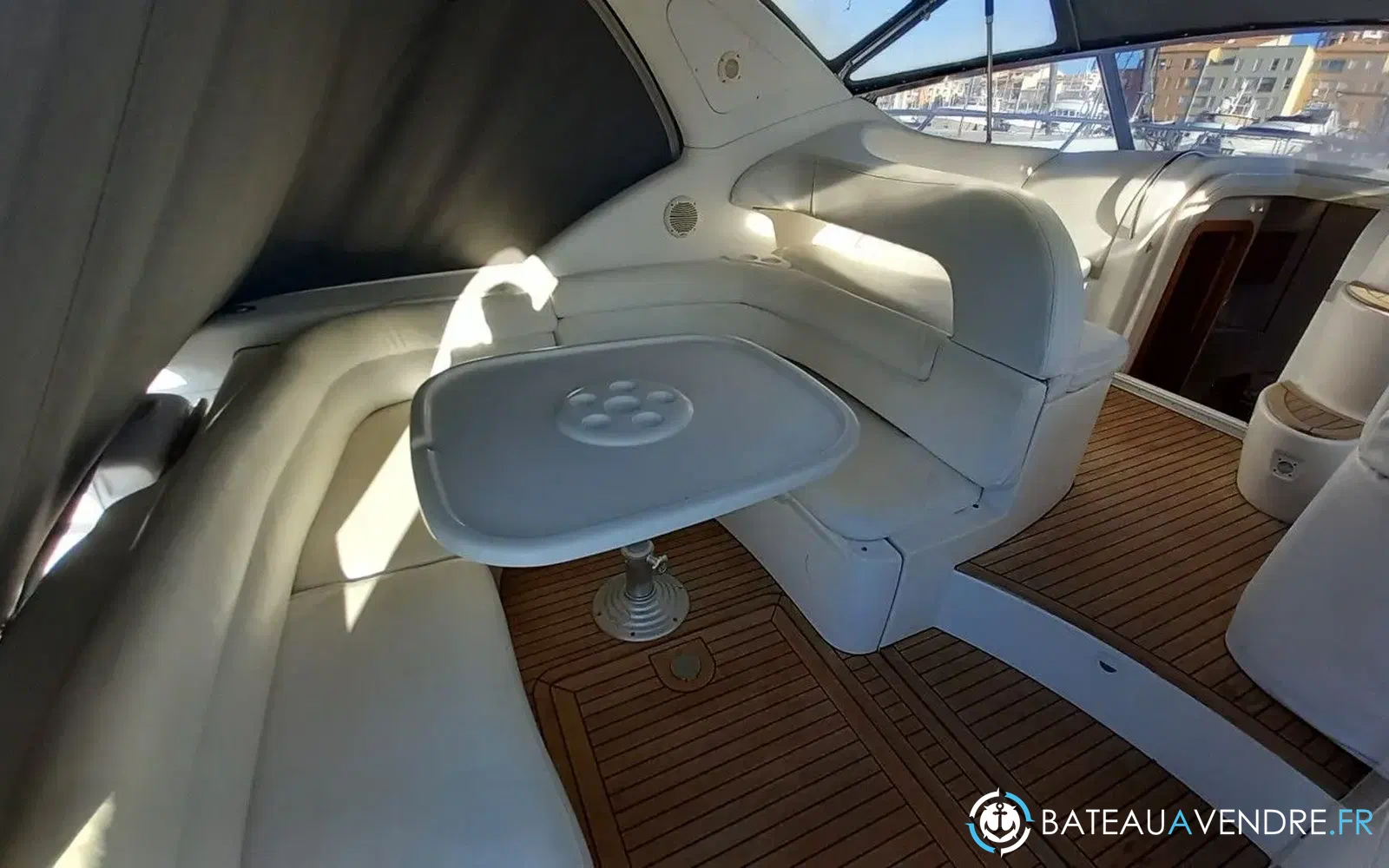 slider 4 Sessa Marine Oyster 40