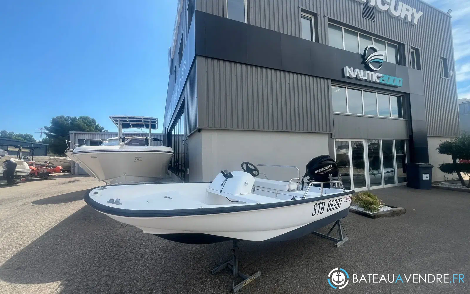 slider 4 Boston Whaler 13 Sport