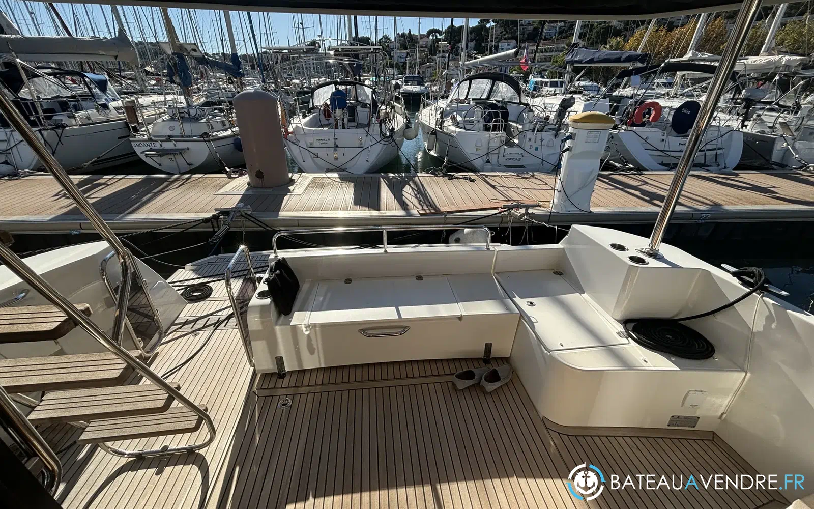 slider 11 Beneteau Swift Trawler 41 Fly