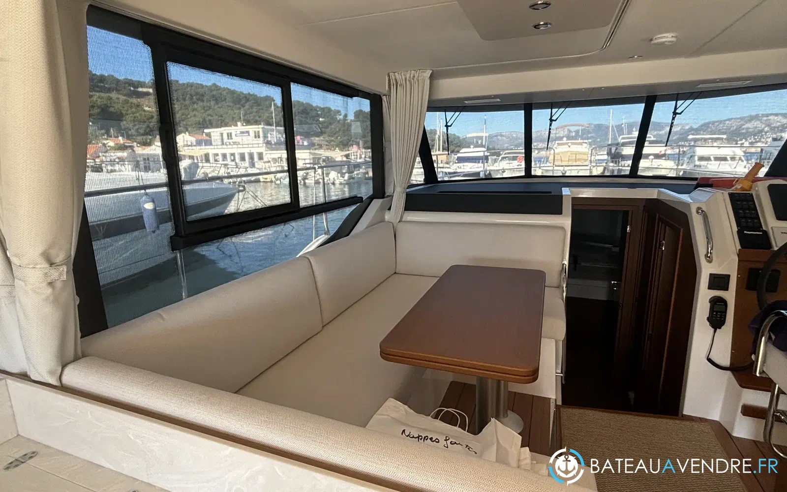 slider 15 Beneteau Swift Trawler 41 Fly