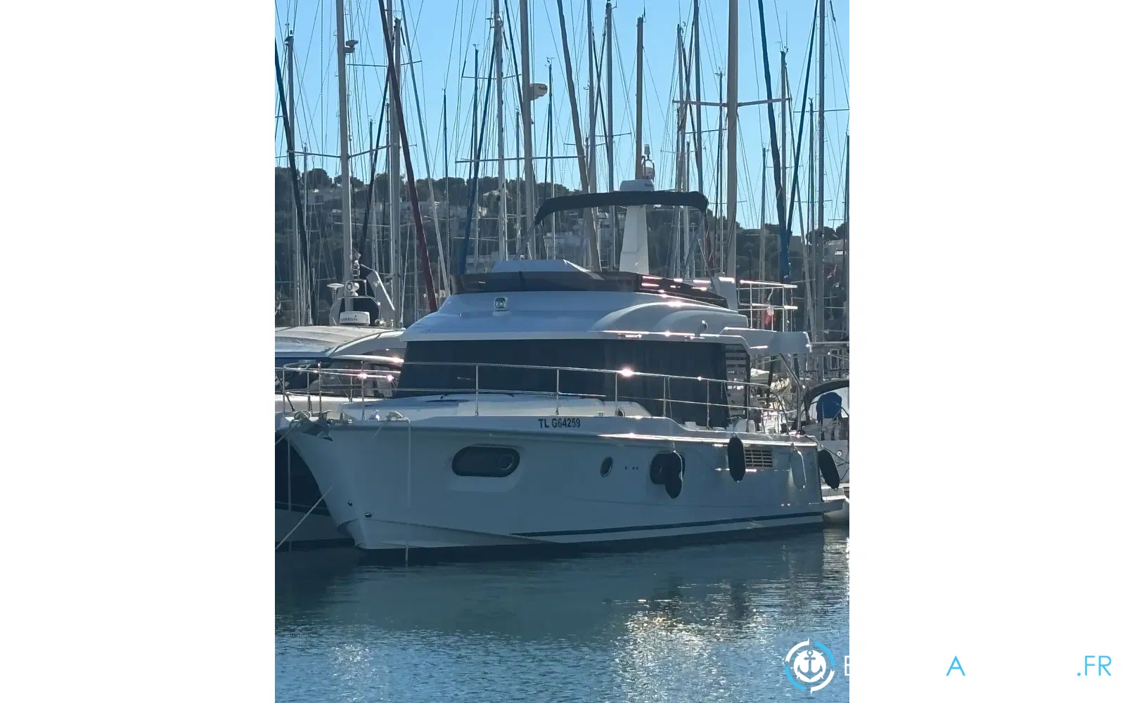 slider 1 Beneteau Swift Trawler 41 Fly