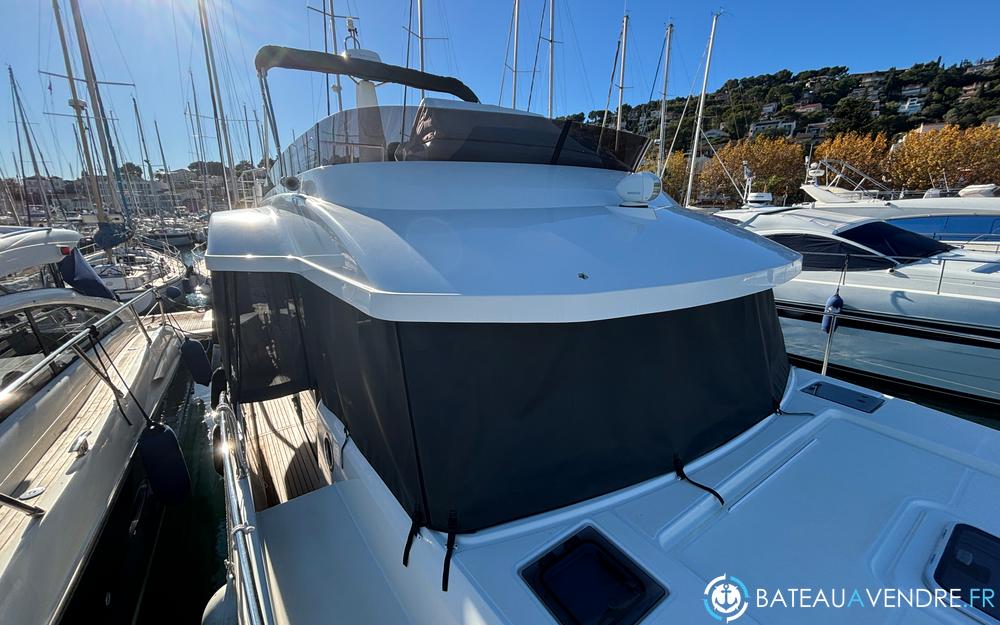 Beneteau Swift Trawler 41 Fly photo 3