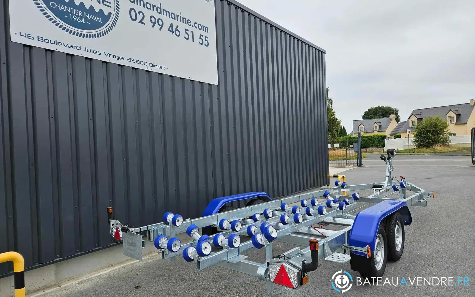 slider 3 Remorque porte bateau SUN WAY Galaxy GD12 PTAC 2400 Kg