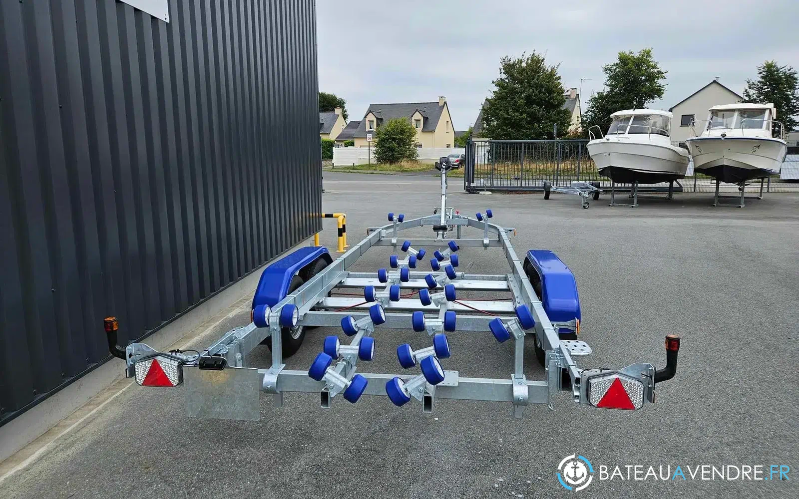 slider 2 Remorque porte bateau Sun Way Galaxy GD18 PTAC 3500 Kg
