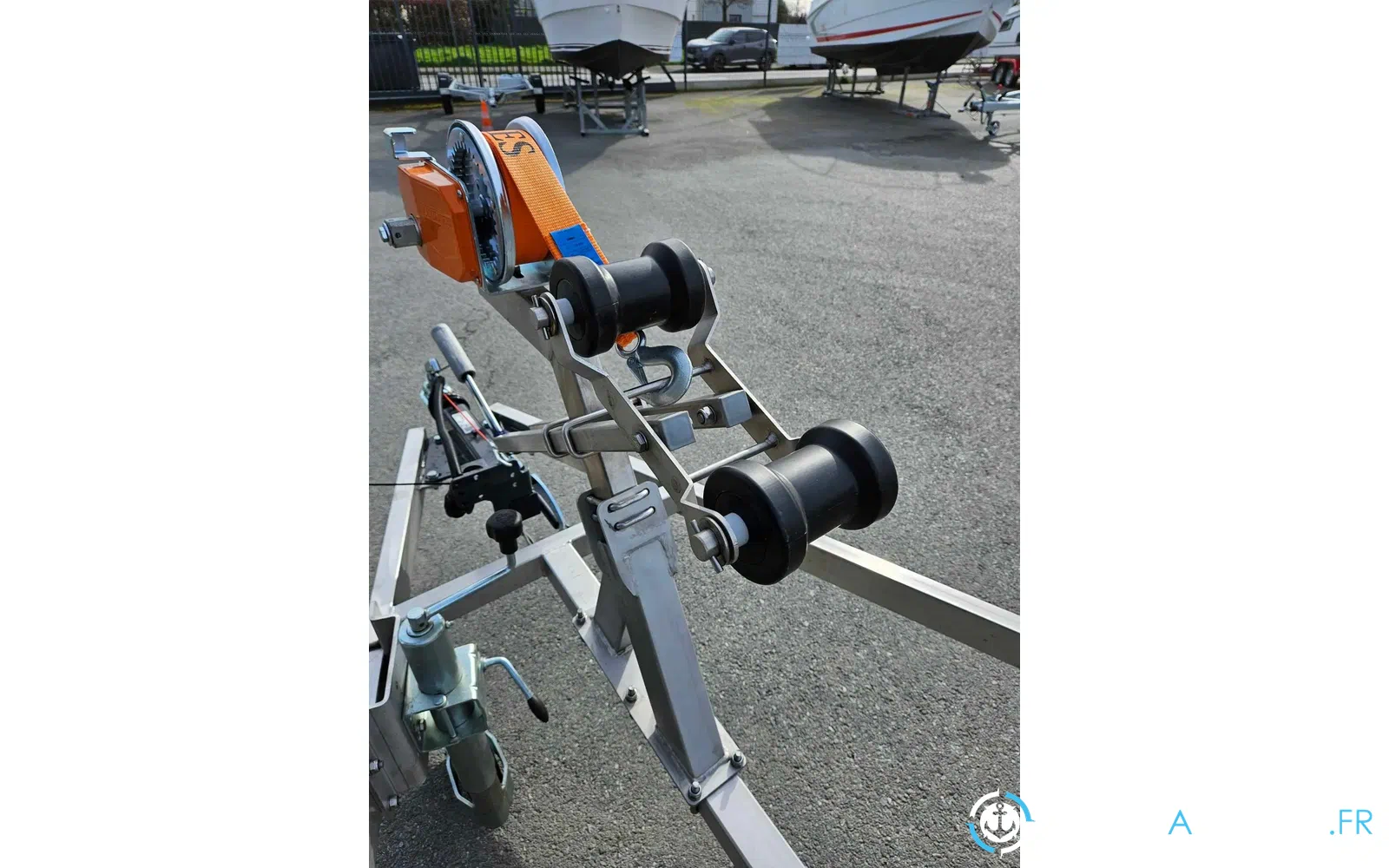 slider 2 Remorque bateau Vanclaes INOX PTAC 1350 Kg avec feux étanches