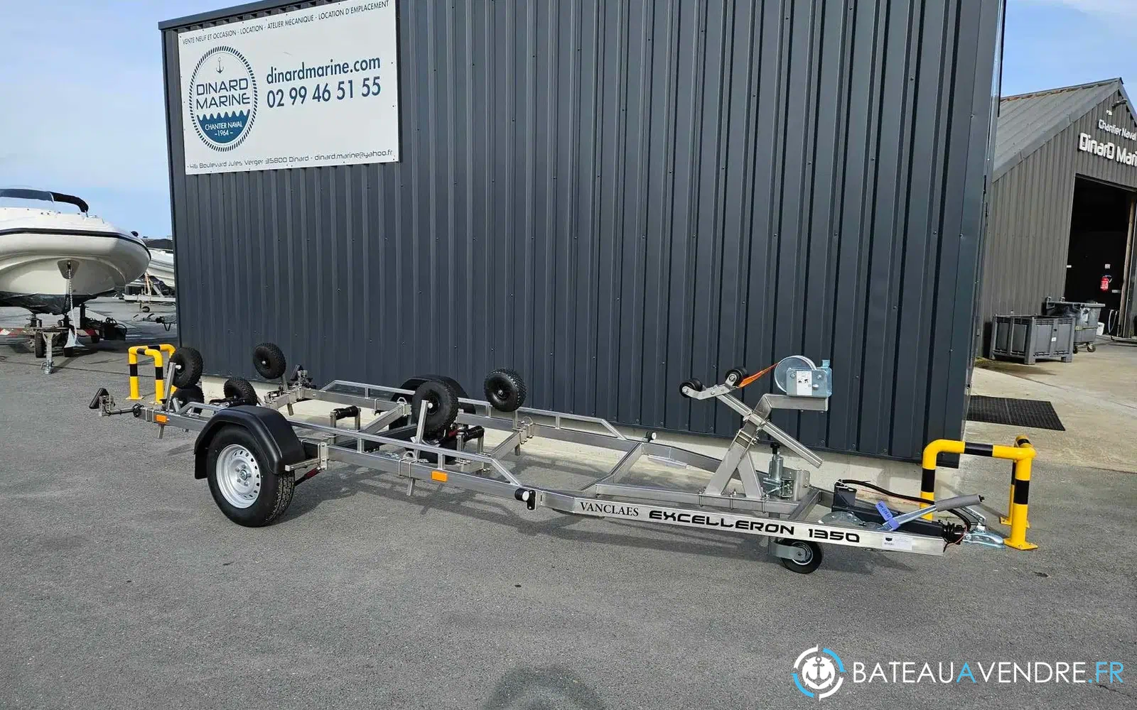 slider 0 Remorque bateau Vanclaes INOX PTAC 1350 Kg avec feux étanches