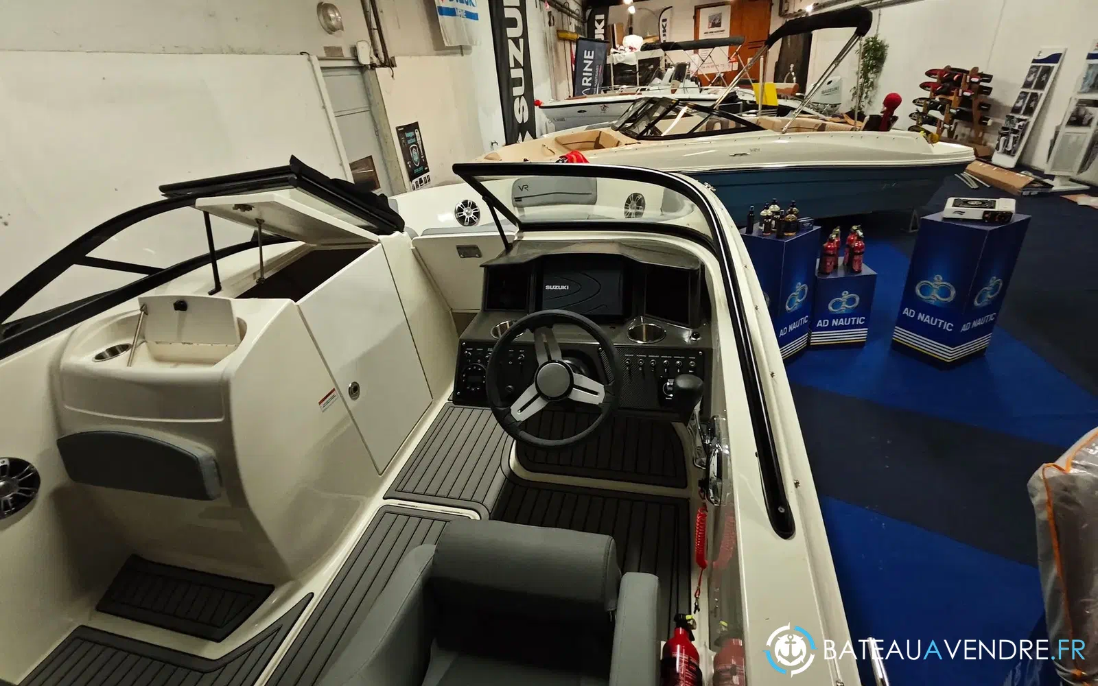 slider 8 Bayliner VR6 OB