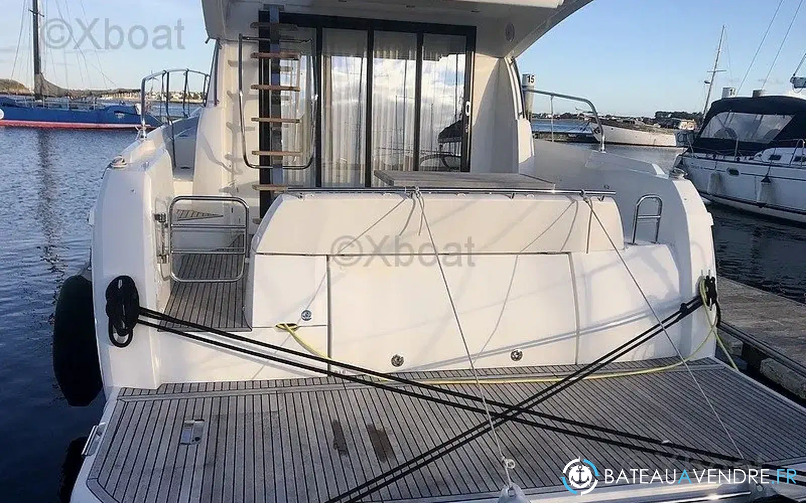slider 1 Jeanneau Prestige 420 Fly