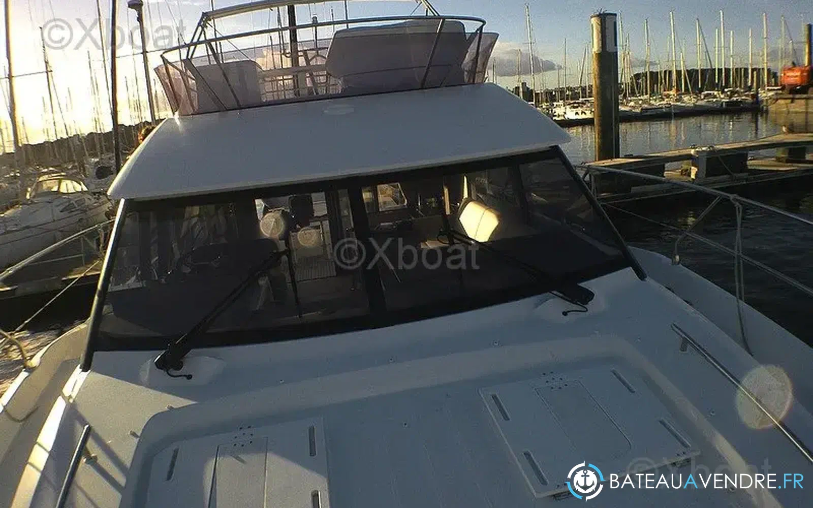 slider 6 Prestige Yachts 420 Fly