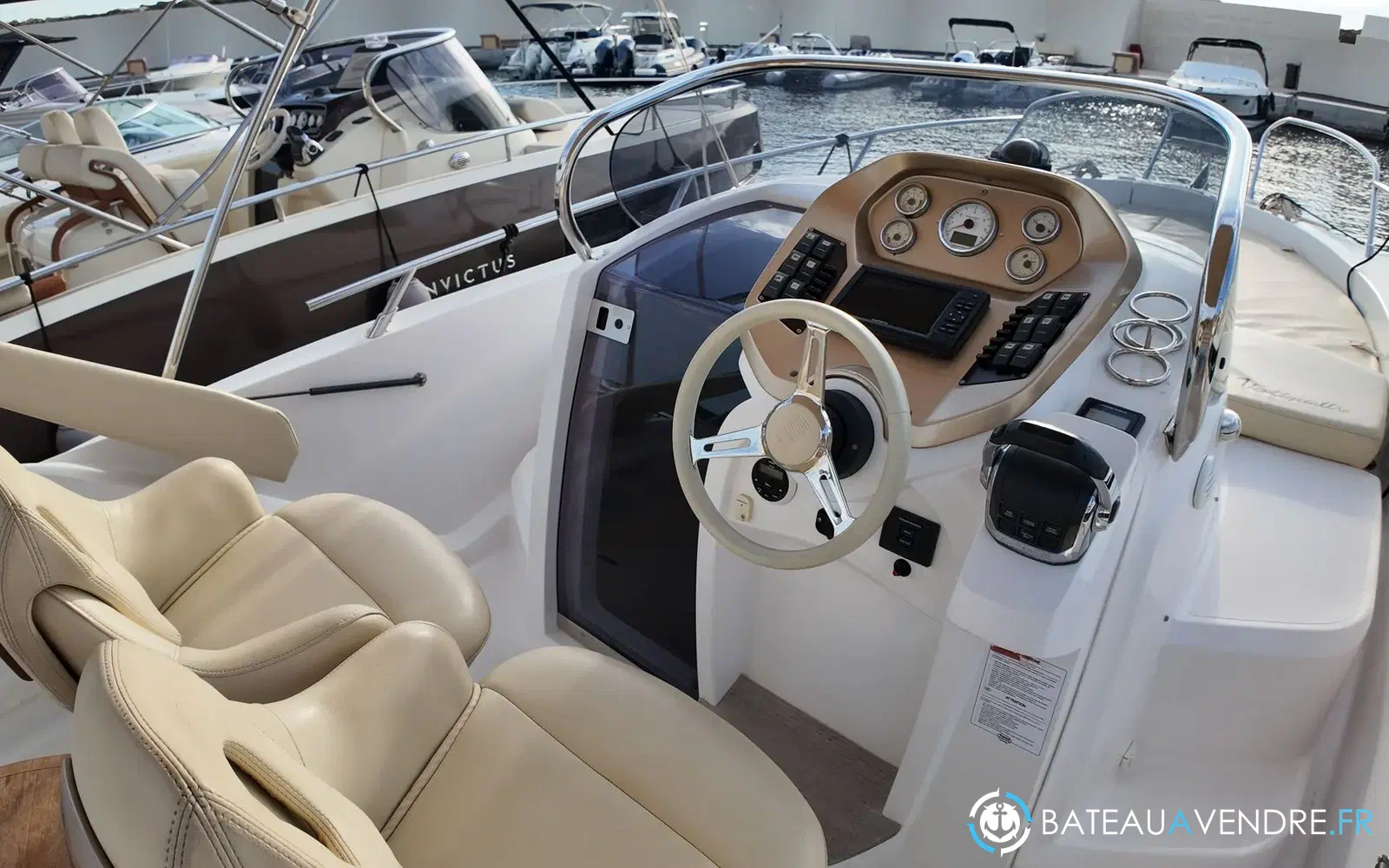 slider 4 Sessa Marine Key Largo 24 Inboard