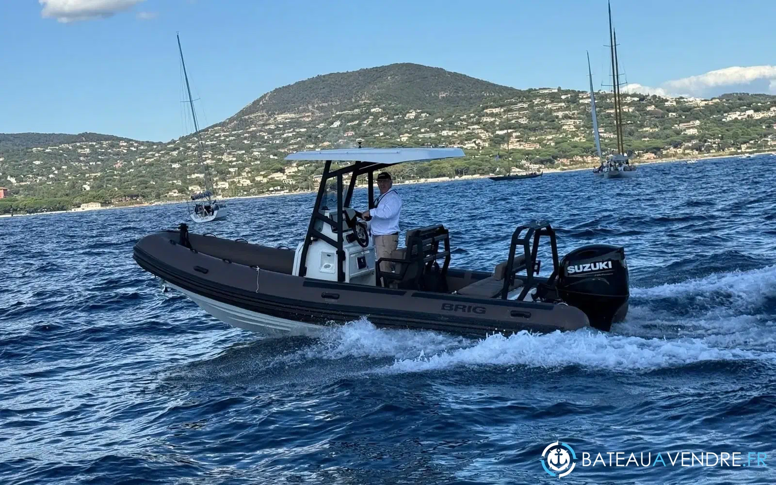 slider 1 Brig Navigator 22