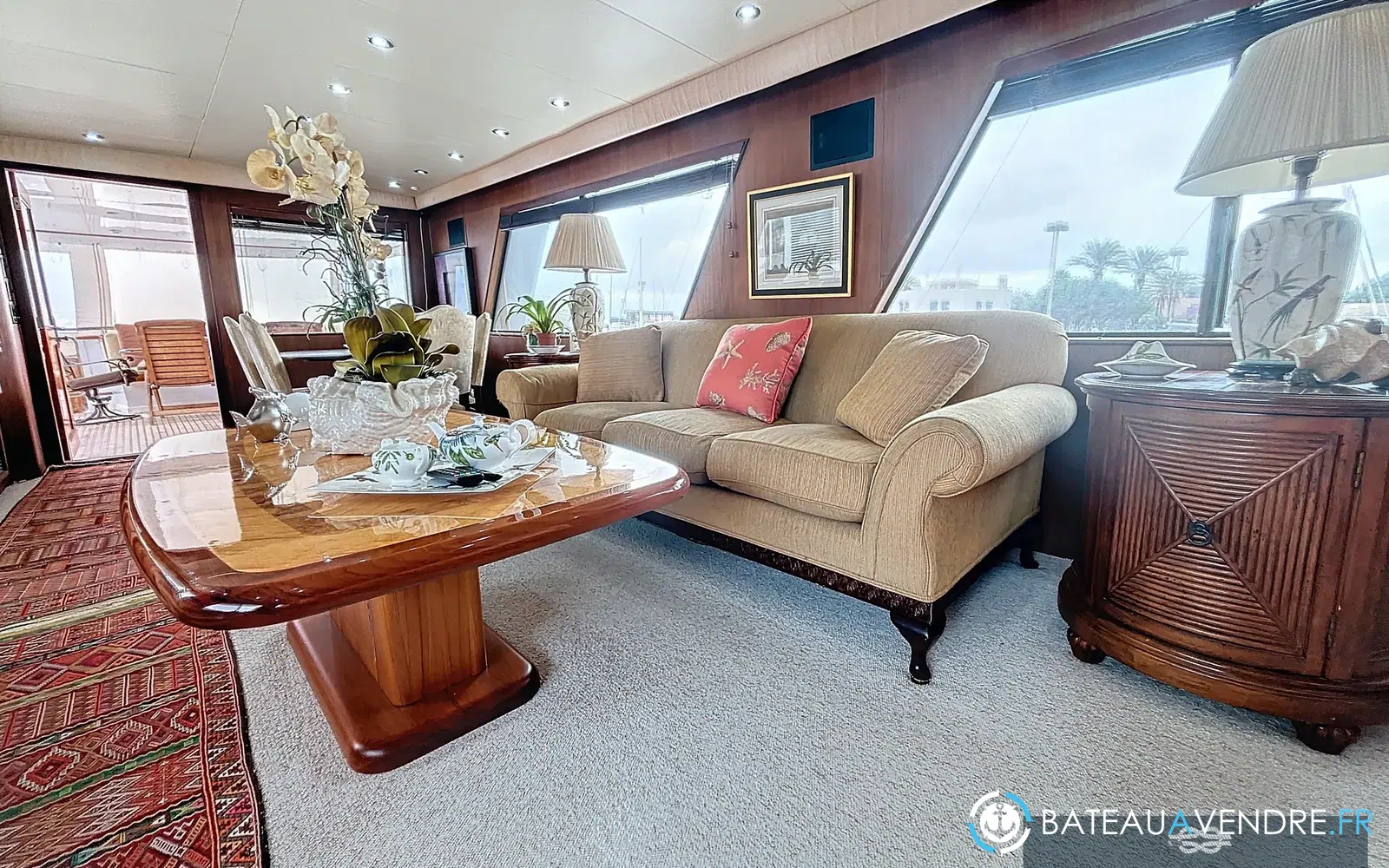 slider 11 Hatteras 85