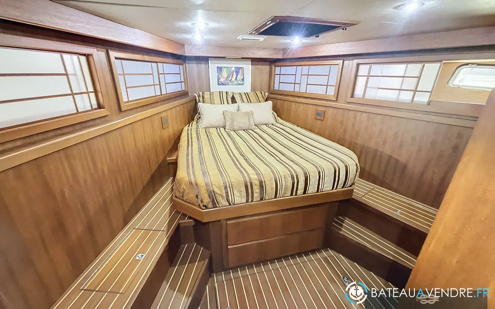 slider 14 Hatteras 85