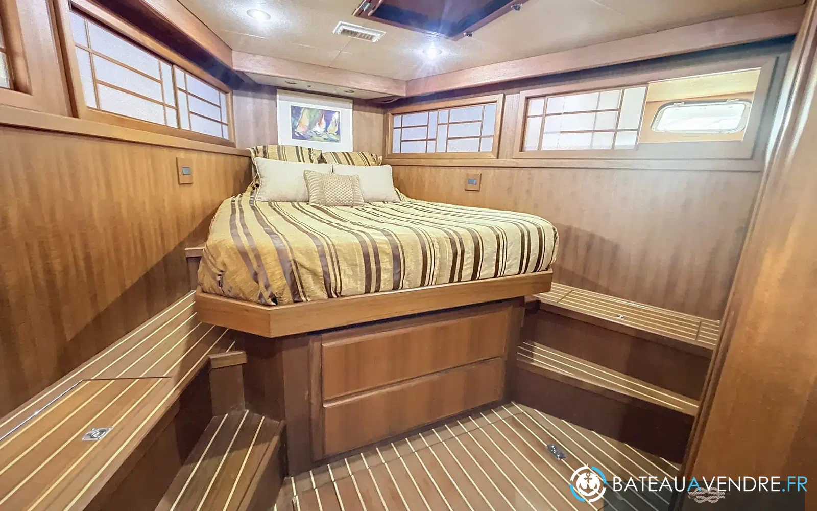 slider 15 Hatteras 85