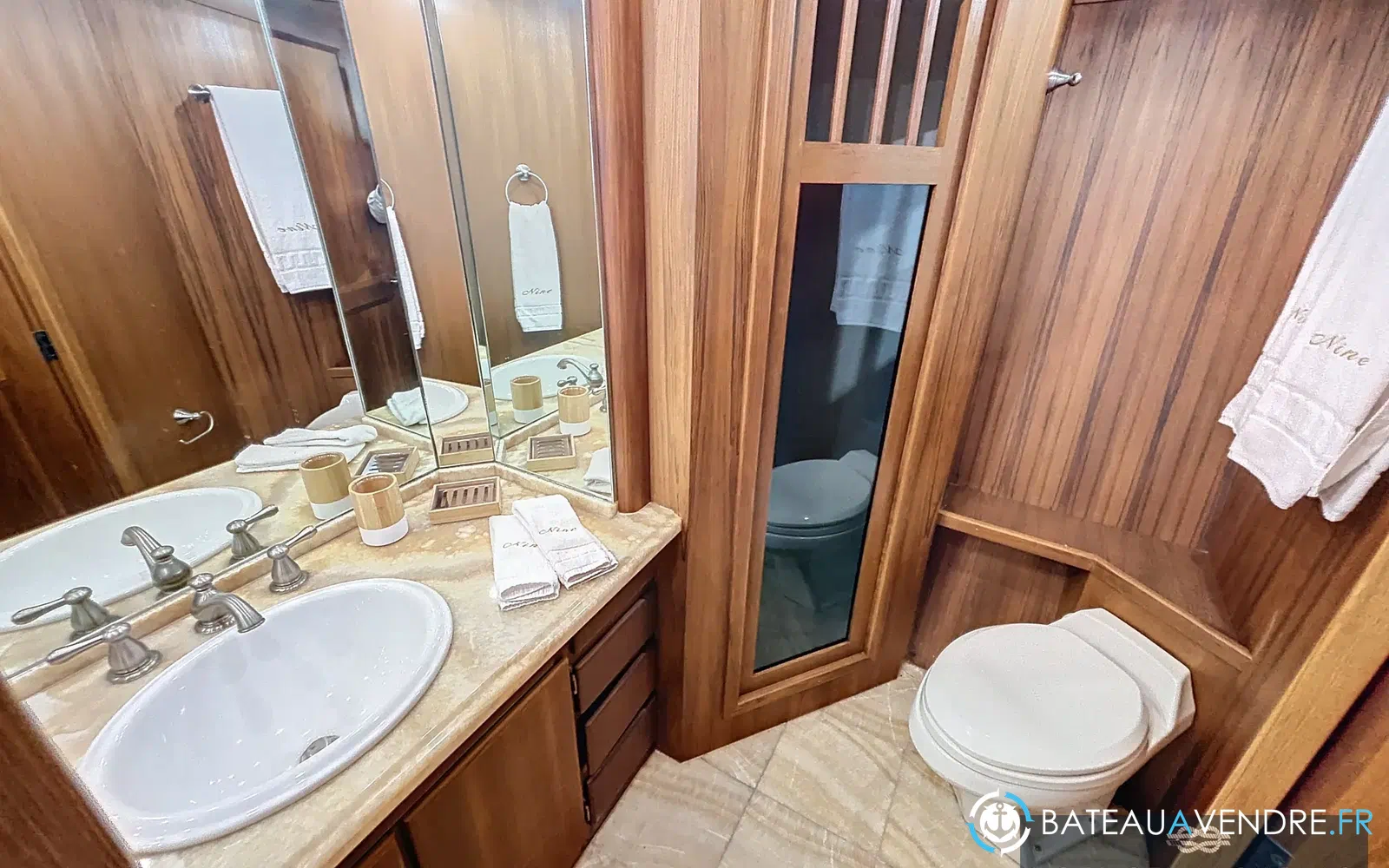 slider 25 Hatteras 85