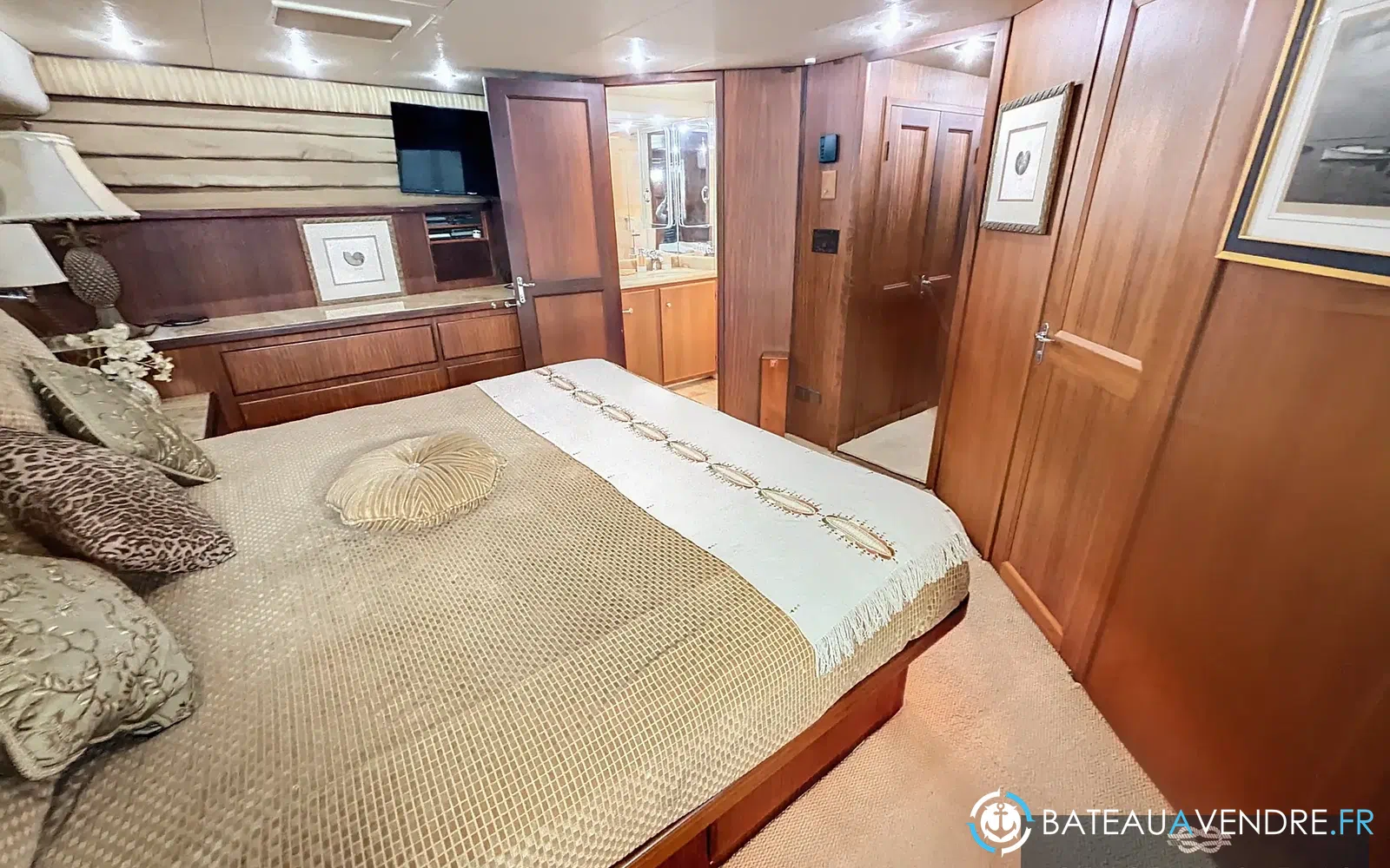 slider 26 Hatteras 85