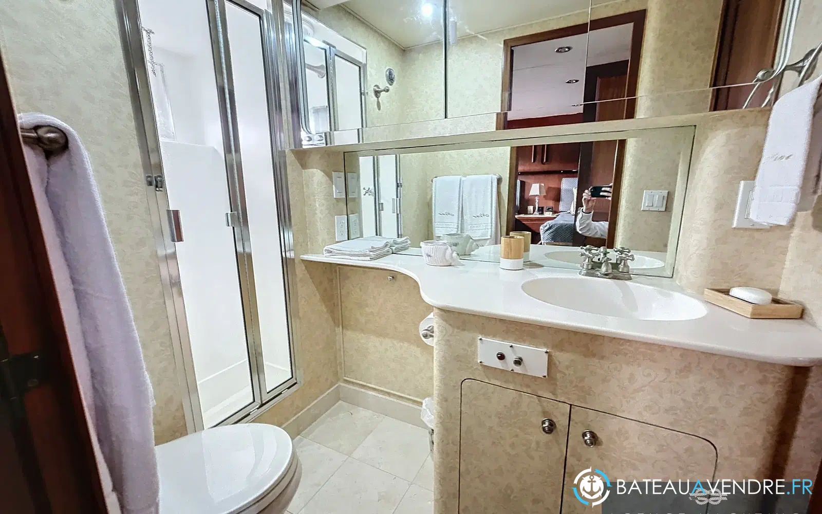 slider 27 Hatteras 85