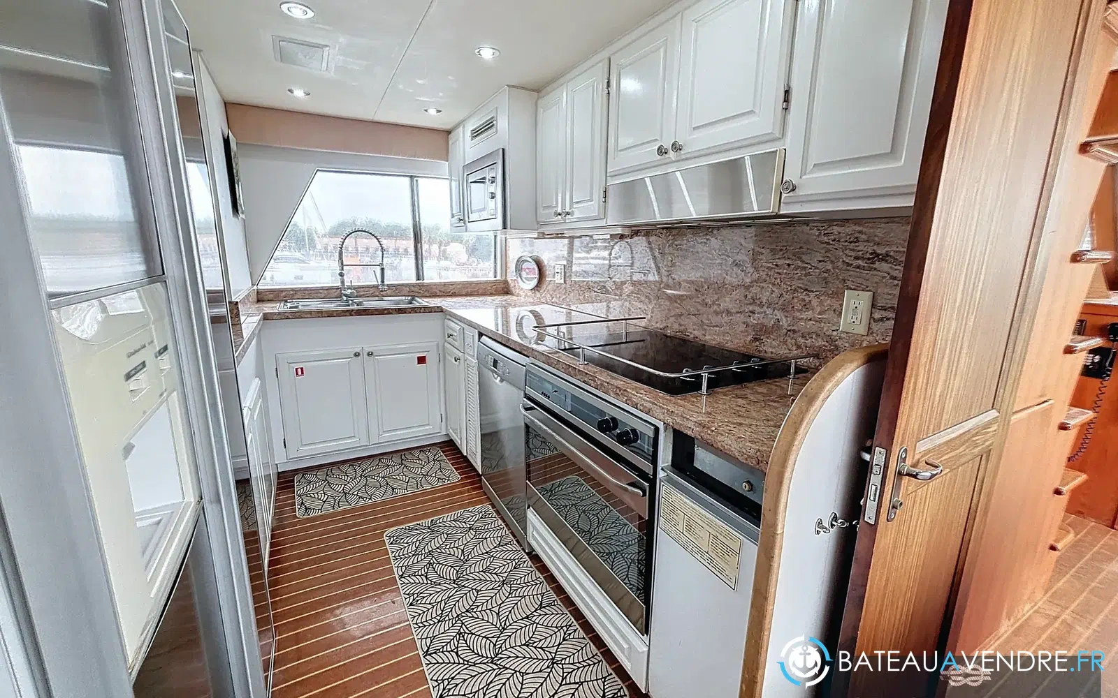 slider 35 Hatteras 85