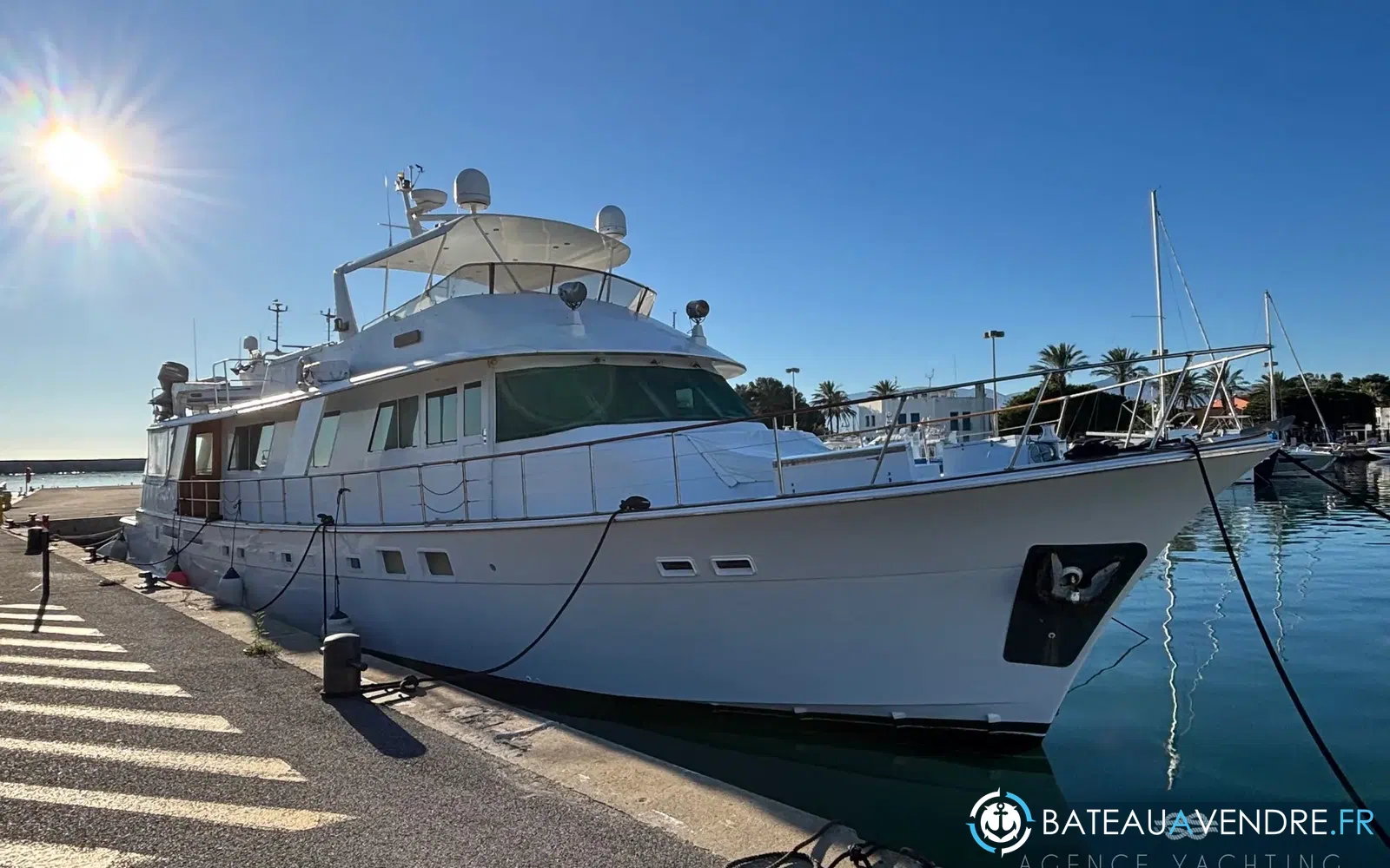 slider 53 Hatteras 85