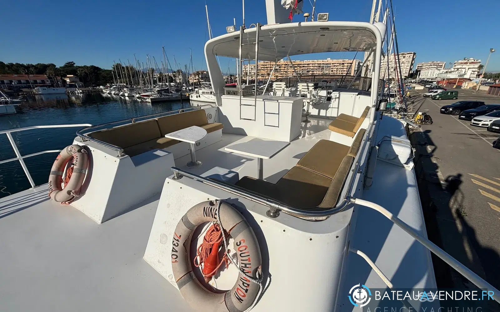 slider 57 Hatteras 85