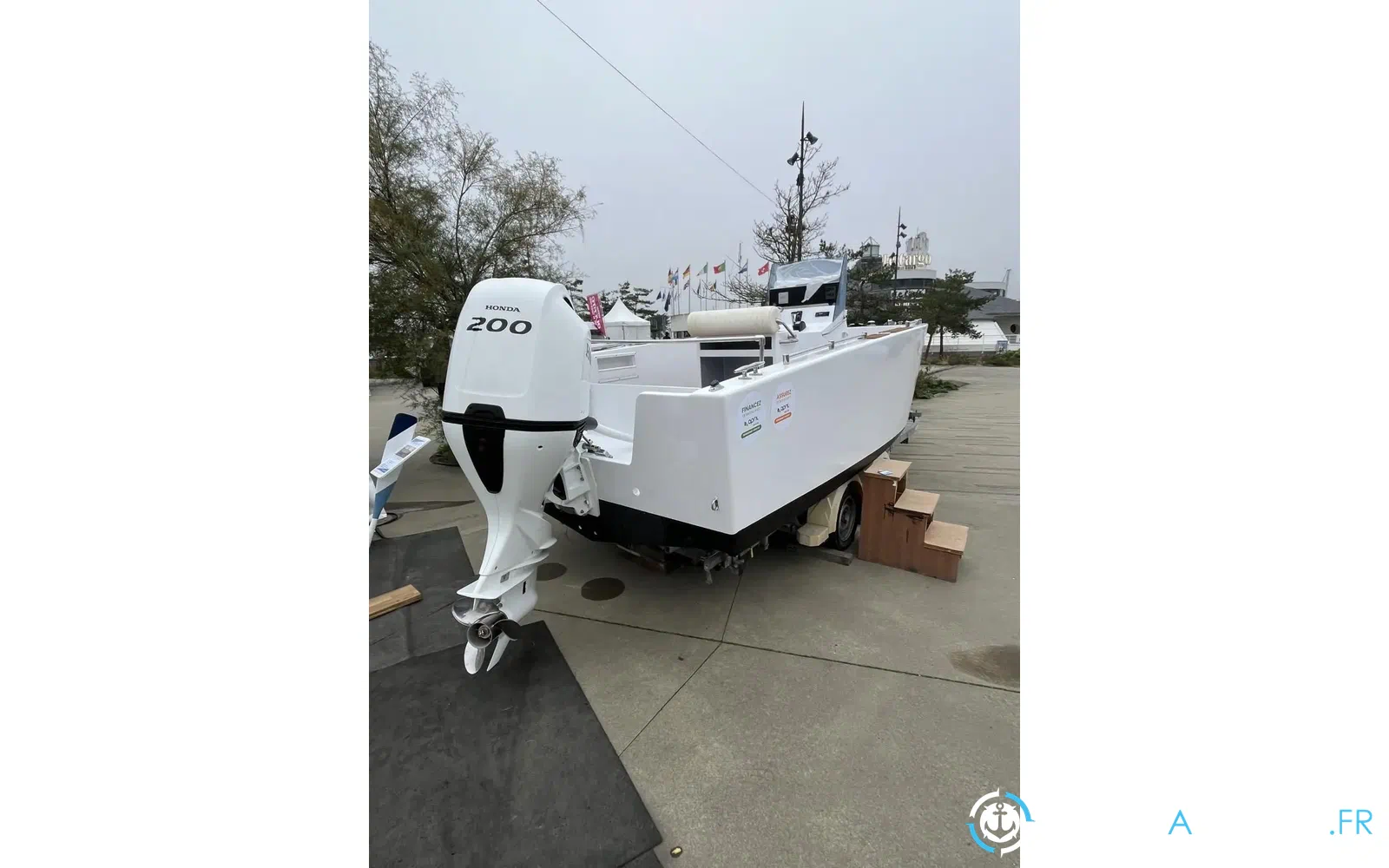 slider 4 Custom AKA 690