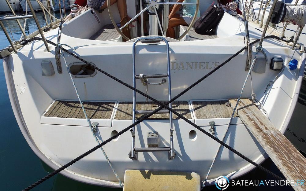 Beneteau Oceanis 390 photo 3