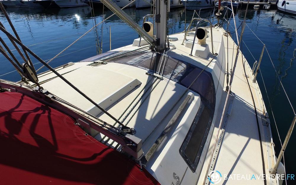 Beneteau Oceanis 390 photo 4