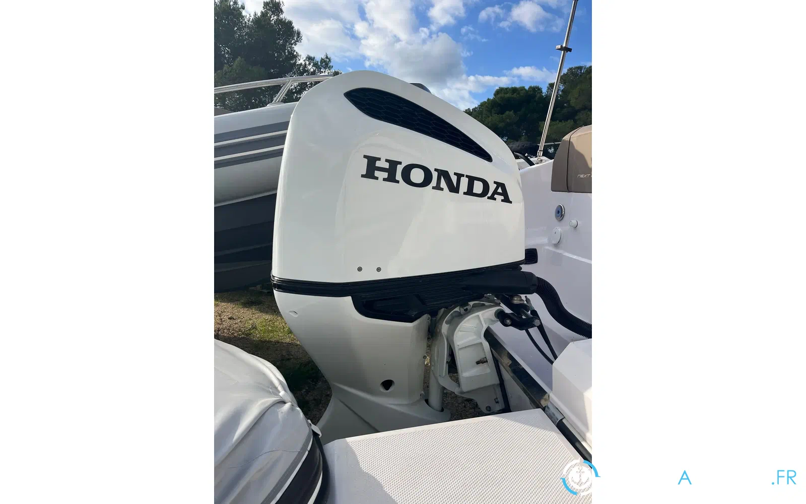 slider 3 HONDA BF200D XDU D'OCCASION - N°19