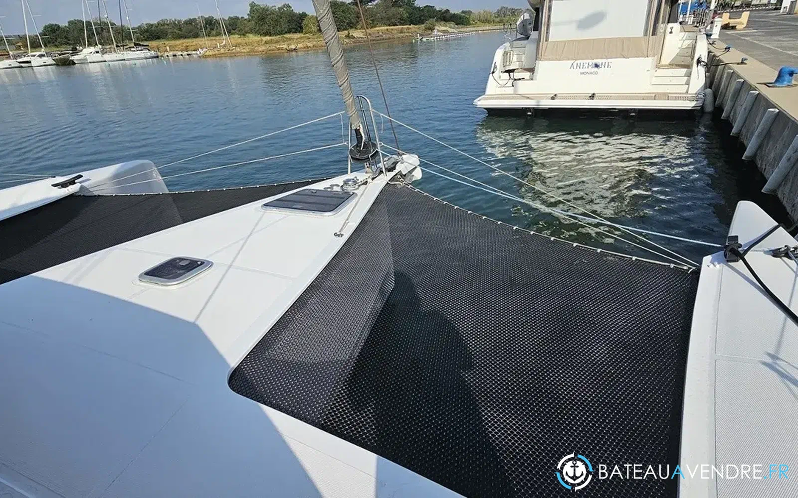 slider 11 Neel Trimarans 43 Performance