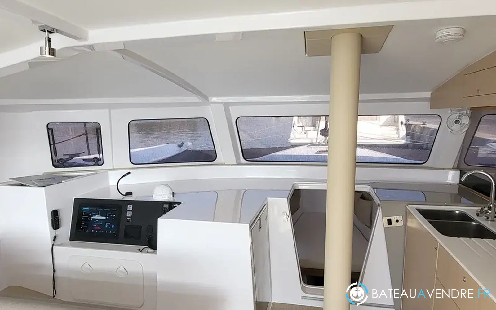 slider 27 Neel Trimarans 43 Performance