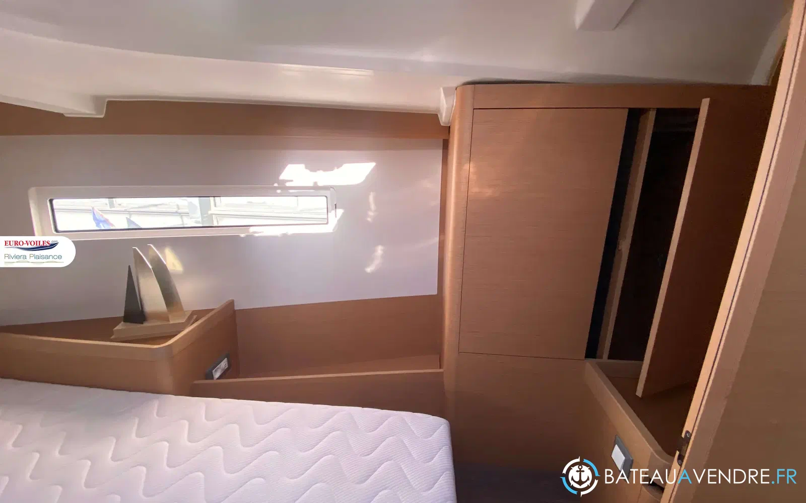 slider 18 Jeanneau Sun Odyssey 440