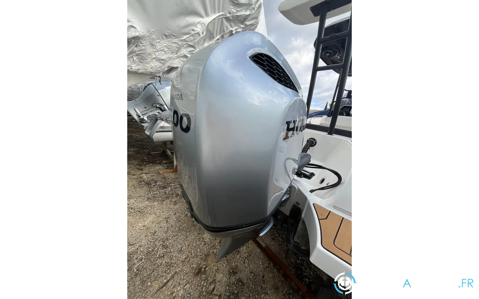 slider 4 Honda 200