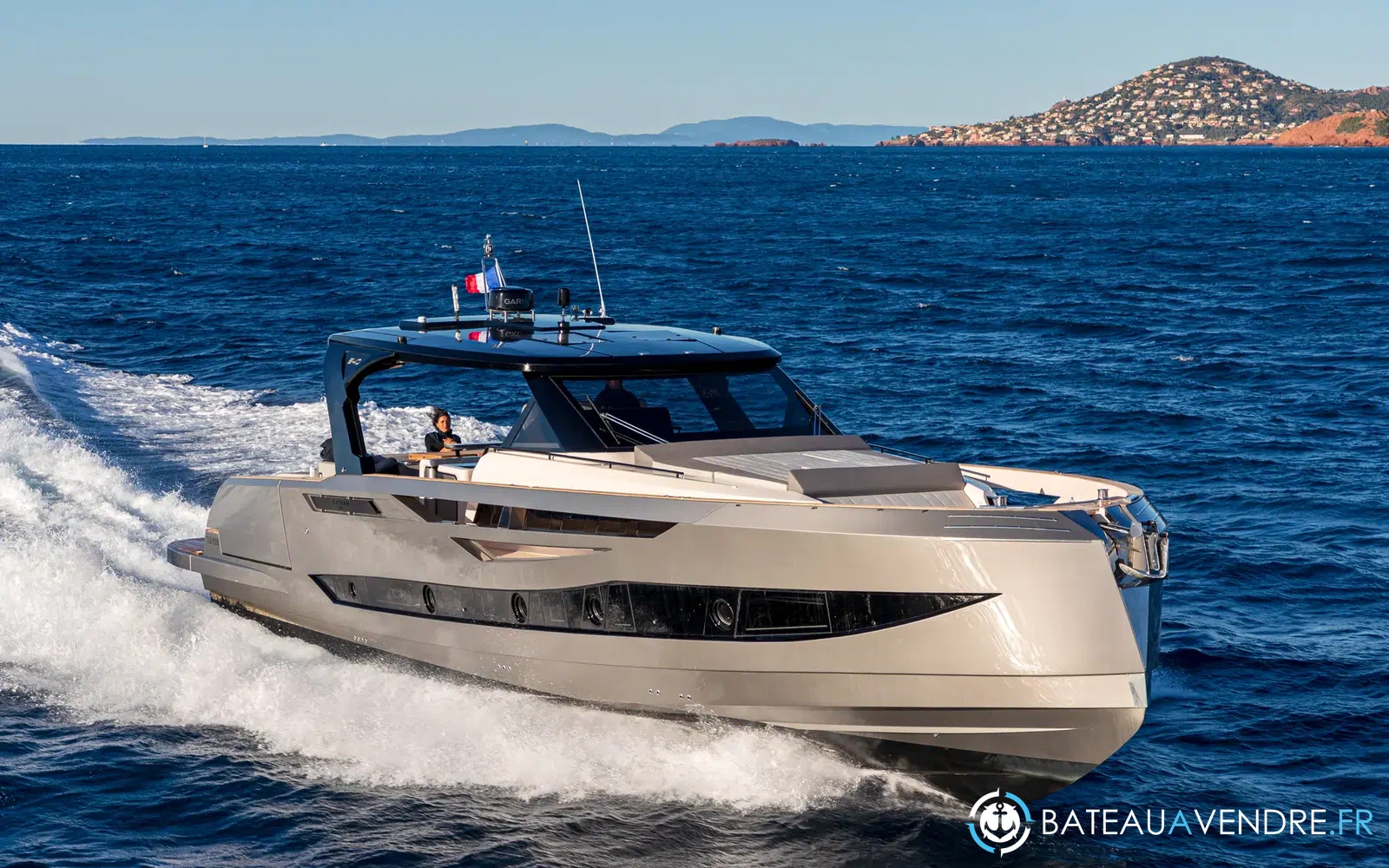 slider 15 Cayman 540 WA