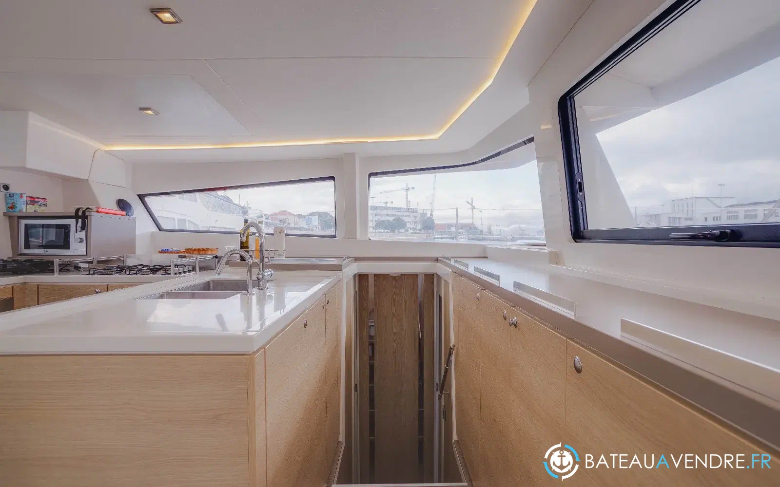 slider 9 Bali Catamarans Bali 5.4
