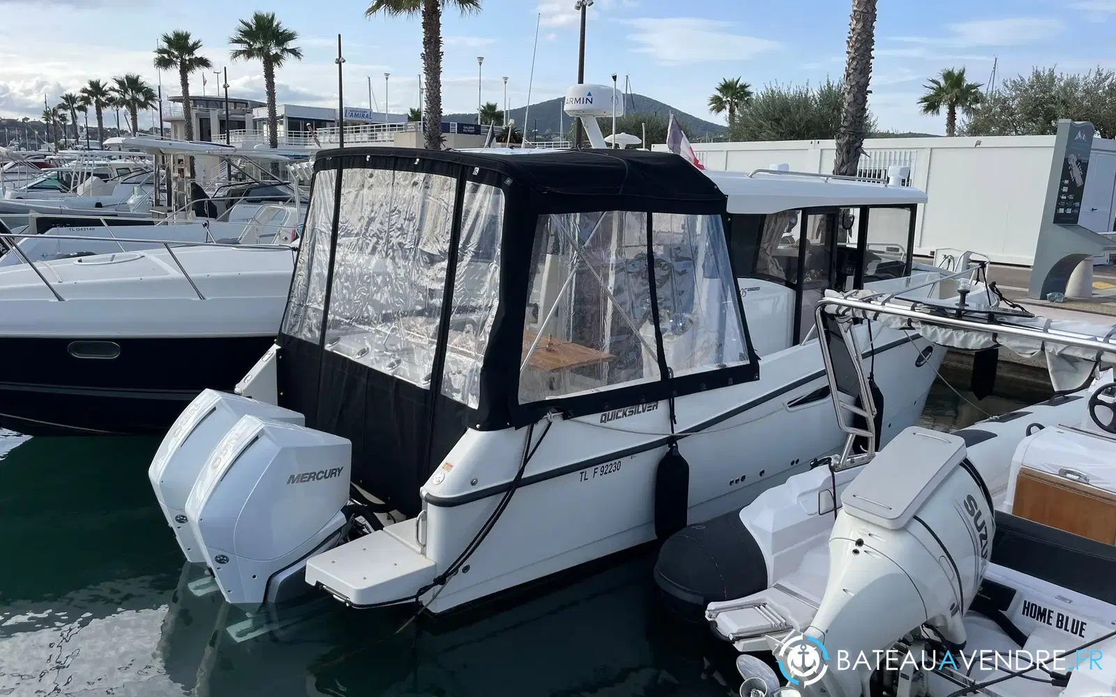 slider 9 Quicksilver 905 Pilothouse