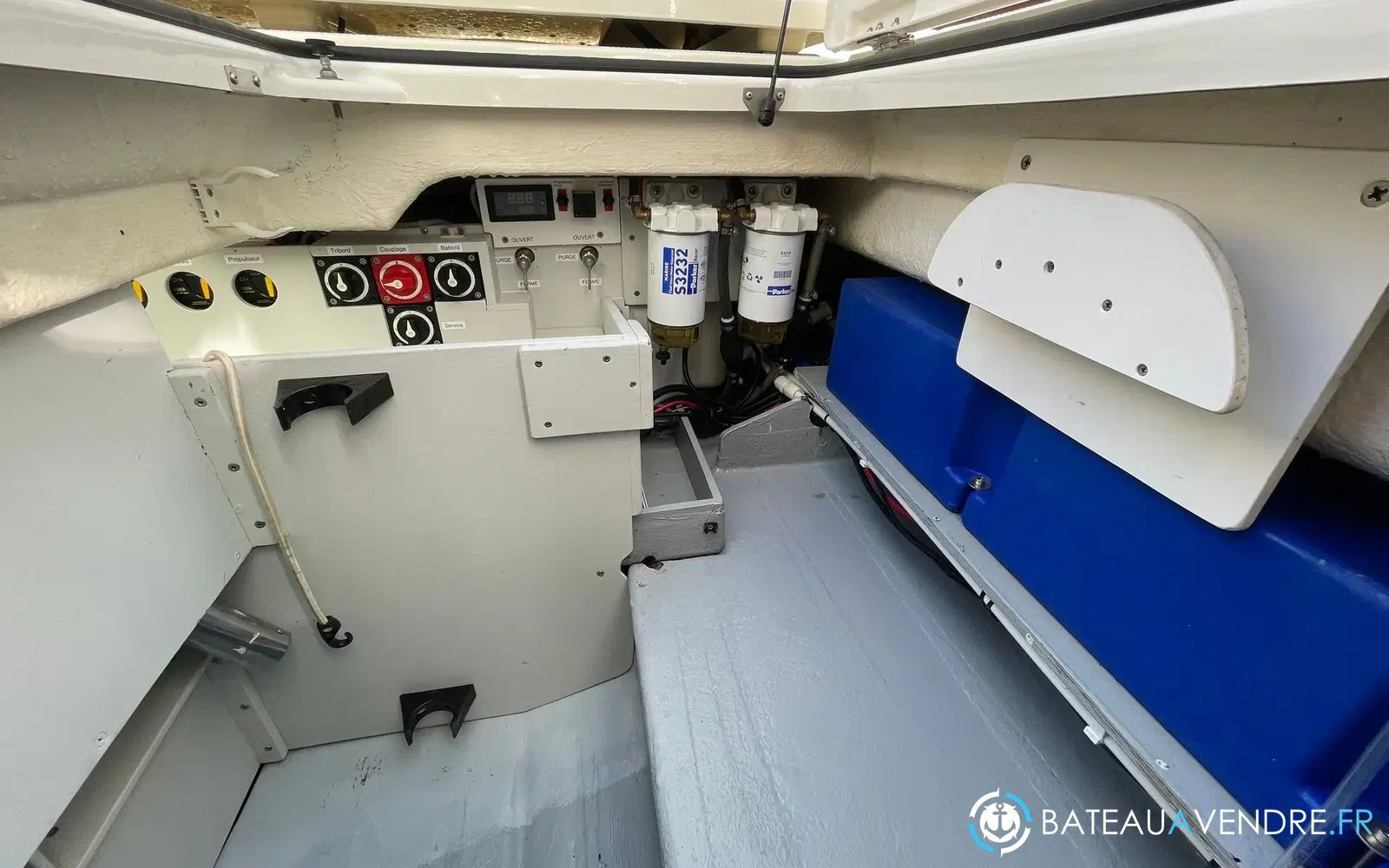 slider 30 Quicksilver 905 Pilothouse