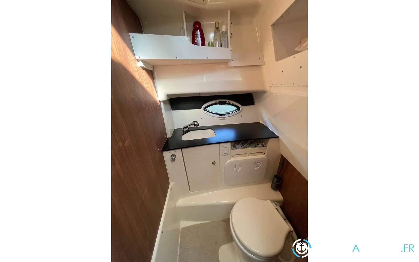 slider 22 Quicksilver 905 Pilothouse
