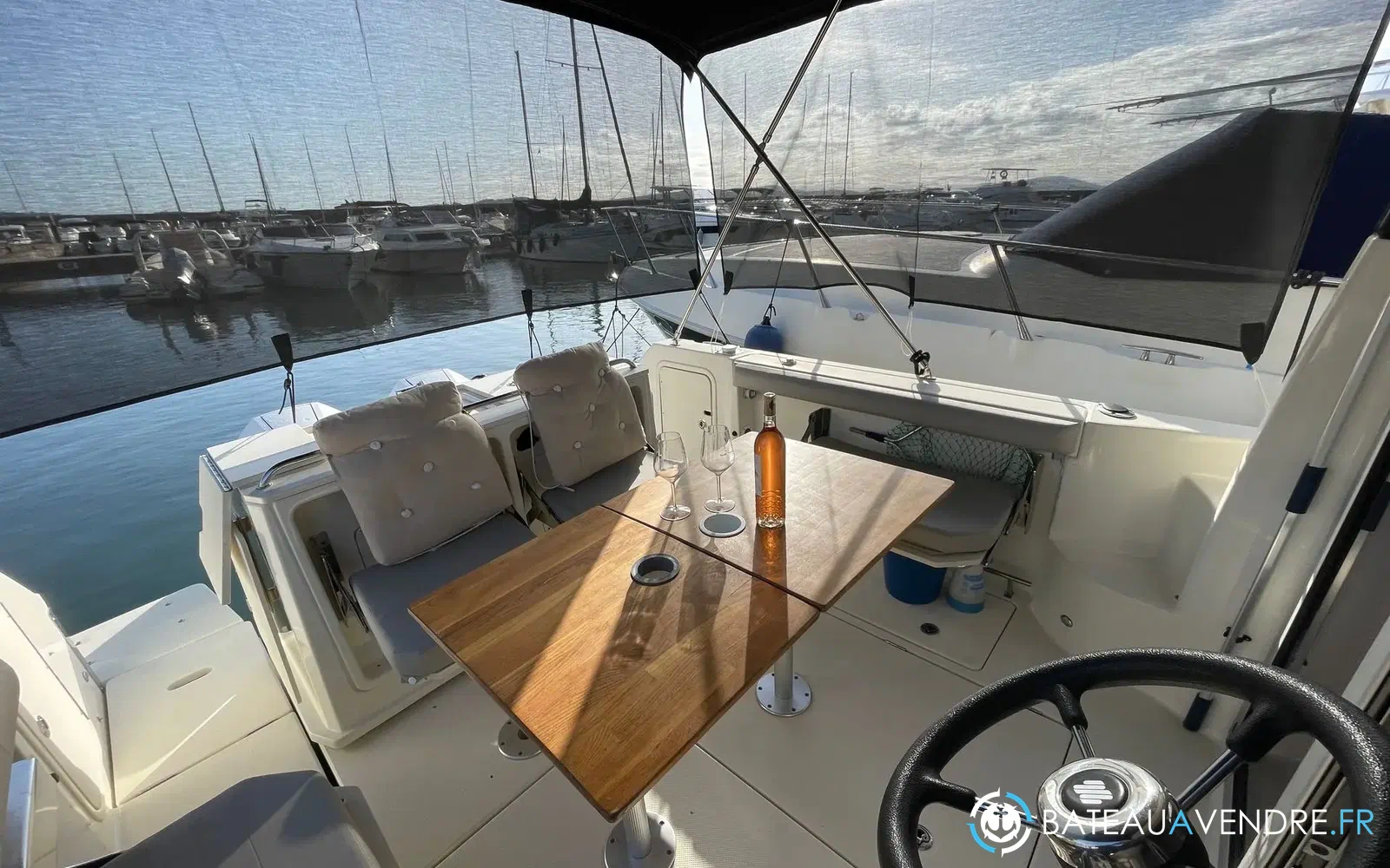 slider 5 Quicksilver 905 Pilothouse