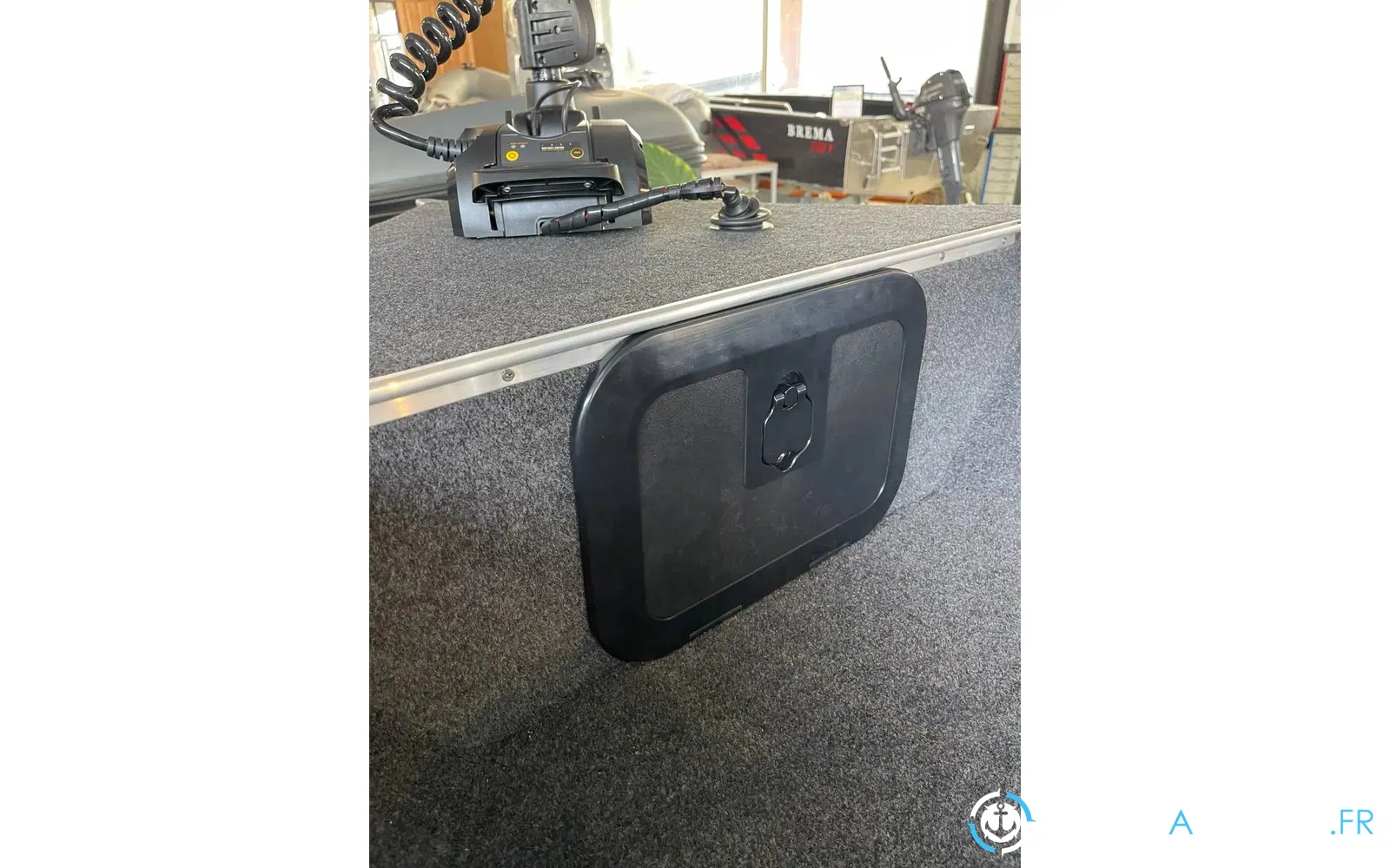 slider 8 Brema 430V Fishing Pro console