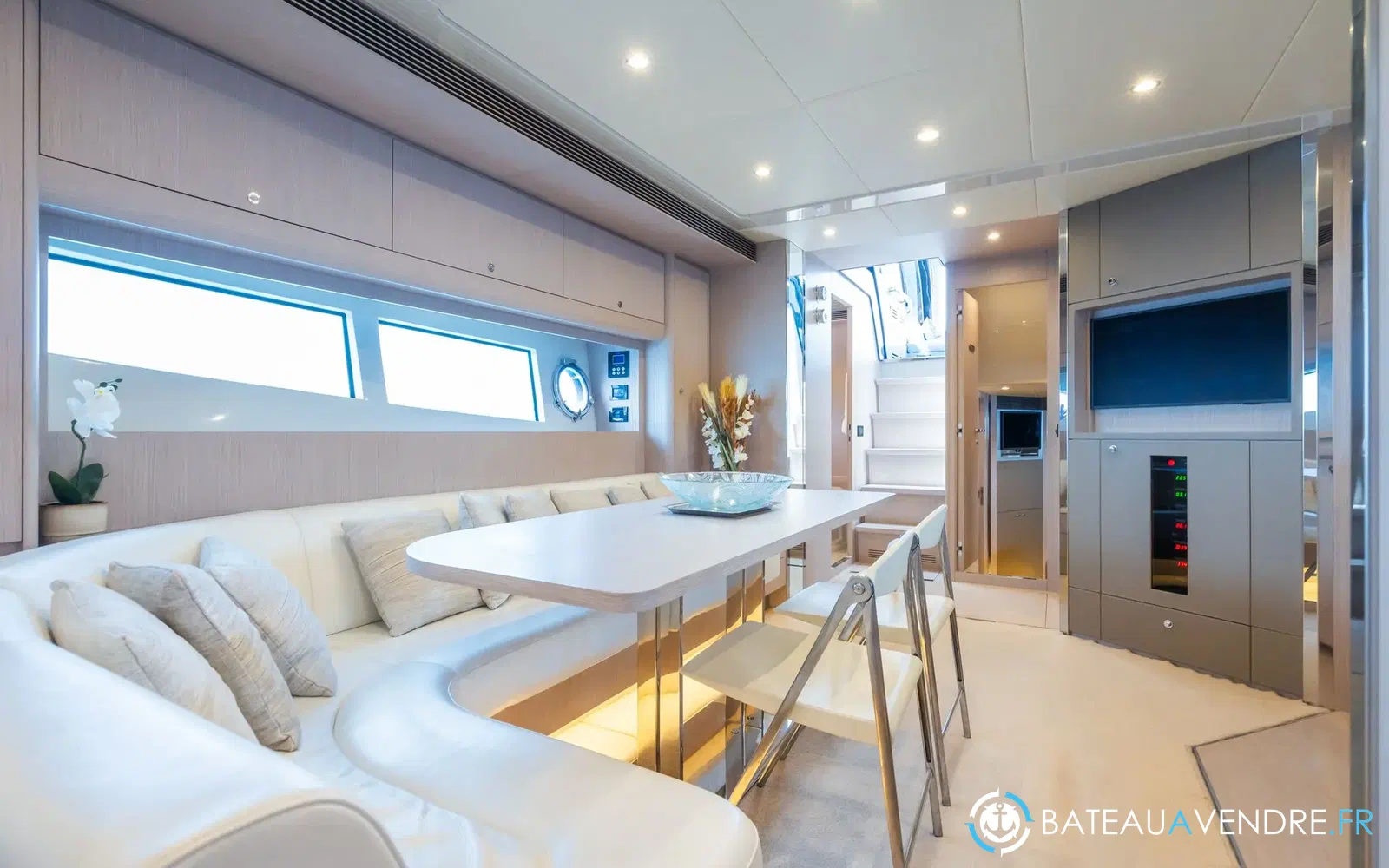 slider 9 Riva Vertigo 63