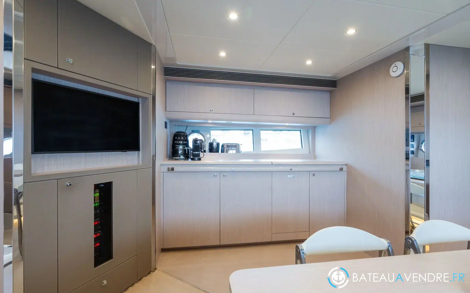 slider 6 Riva Vertigo 63