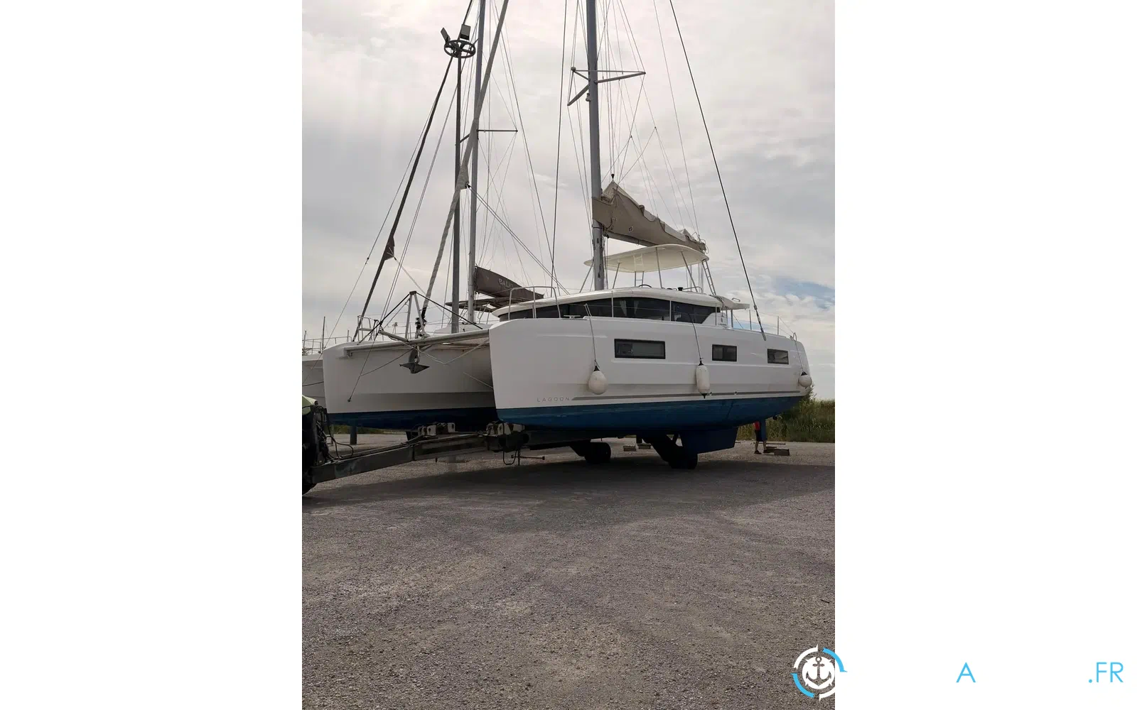 slider 10 Lagoon 46